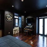 Homestay Zen & Art - De Charme Santa Maria da Feira