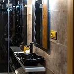Zen & Art - De Charme Homestay