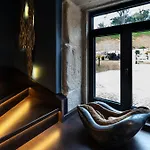 Homestay Zen & Art - De Charme Santa Maria da Feira
