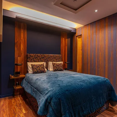 Zen & Art - De Charme Homestay Santa Maria da Feira