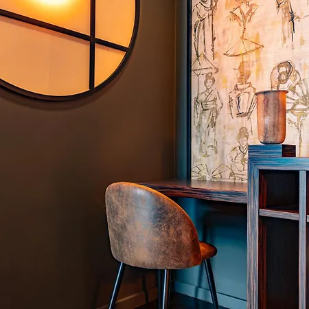 Quarto em Acomodações Particulares Zen & Art - De Charme