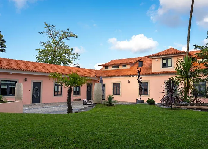 Homestay Zen & Art - De Charme Santa Maria da Feira