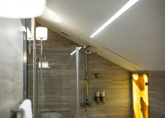 Zen & Art - De Charme Homestay Santa Maria da Feira