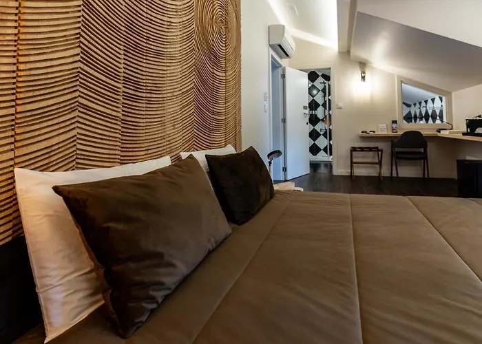 Zen & Art - De Charme Homestay Santa Maria da Feira