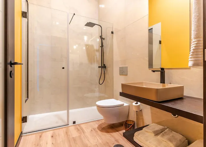 Zen & Art - De Charme Homestay Santa Maria da Feira